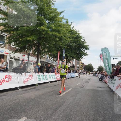 15.09.2024 - PSD Bank Halbmarathon Miley Keyser http://msf.ph/oto/7075042 15.09.2024 11:30:47 Ziel 701, 712, 918, 1038, 1110, 1125, 1137, 1165, 2461, 2475, 2476, 2601 meine-sportfotos.de