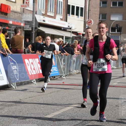 15.09.2024 - PSD Bank Halbmarathon Michael Strokosch http://msf.ph/oto/7075077 15.09.2024 12:15:12 Ziel 1964, 2091, 2097, 2234, 2258, 2522, 3078, 3079, 3080, 3170, 3353, 3375, 3376, 3548 meine-sportfotos.de