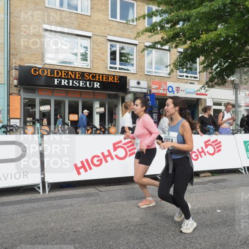 15.09.2024 - PSD Bank Halbmarathon Miley Keyser http://msf.ph/oto/7075124 15.09.2024 12:31:55 Ziel 2192, 2352, 2358, 2423, 3014, 3203, 3207, 3291, 3356, 3541 meine-sportfotos.de