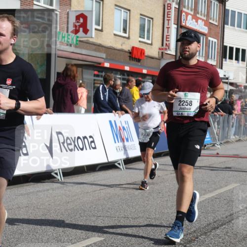 15.09.2024 - PSD Bank Halbmarathon Michael Strokosch http://msf.ph/oto/7075135 15.09.2024 12:15:16 Ziel 2097, 2234, 2258, 2522, 3078, 3079, 3080, 3170, 3353, 3375, 3376, 3548 meine-sportfotos.de