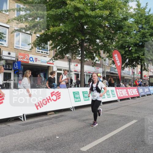 15.09.2024 - PSD Bank Halbmarathon Miley Keyser http://msf.ph/oto/7075146 15.09.2024 12:31:56 Ziel 2192, 2352, 2358, 2423, 3014, 3203, 3207, 3291, 3356, 3541 meine-sportfotos.de