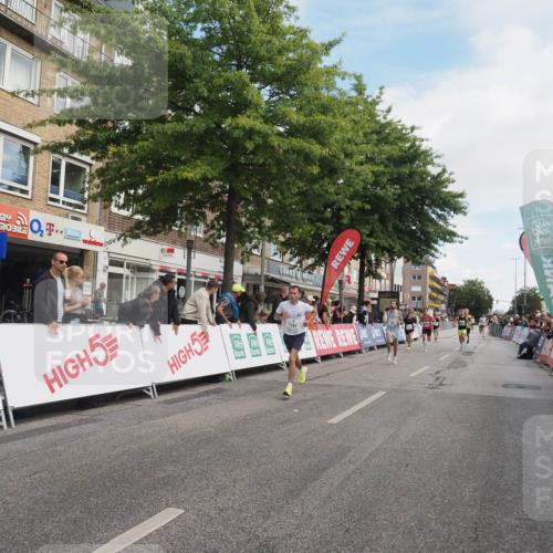 15.09.2024 - PSD Bank Halbmarathon Miley Keyser http://msf.ph/oto/7075149 15.09.2024 11:30:55 Ziel 701, 712, 749, 754, 918, 1038, 1110, 1137, 1165, 1386, 2461, 2475, 2476, 2601 meine-sportfotos.de