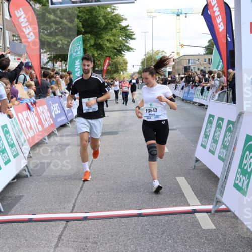 15.09.2024 - PSD Bank Halbmarathon Strokosch-Dieckow http://msf.ph/oto/7075156 15.09.2024 12:24:25 Ziel 1883, 1997, 2527, 2537, 3003, 3008, 3075, 3222, 3428, 3452, 3543 meine-sportfotos.de
