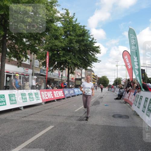 15.09.2024 - PSD Bank Halbmarathon Miley Keyser http://msf.ph/oto/7075174 15.09.2024 12:32:03 Ziel 2192, 2352, 2358, 2423, 2684, 3014, 3104, 3203, 3207, 3291, 3356 meine-sportfotos.de