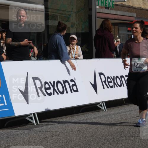 15.09.2024 - PSD Bank Halbmarathon Michael Strokosch http://msf.ph/oto/7075218 15.09.2024 12:15:27 Ziel 2007, 2234, 2318, 3186, 3353, 3375, 3376, 3548 meine-sportfotos.de