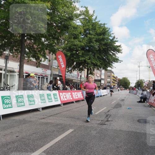 15.09.2024 - PSD Bank Halbmarathon Miley Keyser http://msf.ph/oto/7075255 15.09.2024 12:32:11 Ziel 2375, 2684, 3104, 3291 meine-sportfotos.de