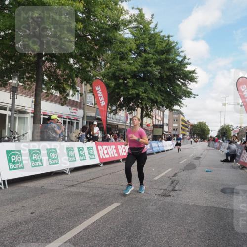 15.09.2024 - PSD Bank Halbmarathon Miley Keyser http://msf.ph/oto/7075262 15.09.2024 12:32:12 Ziel 2375, 2684, 3104, 3291 meine-sportfotos.de