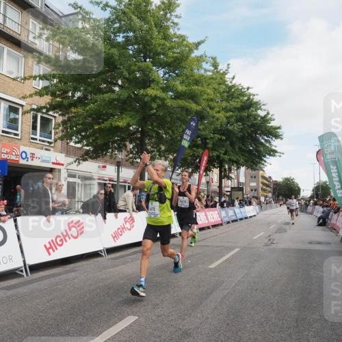 15.09.2024 - PSD Bank Halbmarathon Miley Keyser http://msf.ph/oto/7075264 15.09.2024 11:31:01 Ziel 701, 749, 754, 918, 1038, 1137, 1165, 1386, 2461, 2475, 2476 meine-sportfotos.de