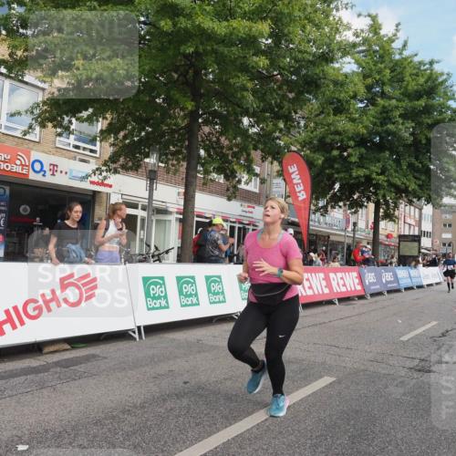 15.09.2024 - PSD Bank Halbmarathon Miley Keyser http://msf.ph/oto/7075281 15.09.2024 12:32:12 Ziel 2375, 2684, 3104, 3291 meine-sportfotos.de