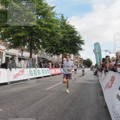 15.09.2024 - PSD Bank Halbmarathon Miley Keyser http://msf.ph/oto/7075284 15.09.2024 11:31:04 Ziel 701, 749, 754, 918, 1038, 1137, 1165, 1386, 2461, 2475, 2476 meine-sportfotos.de