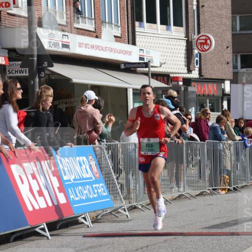 15.09.2024 - PSD Bank Halbmarathon Michael Strokosch http://msf.ph/oto/7075298 15.09.2024 11:05:56 Ziel 450, 452 meine-sportfotos.de