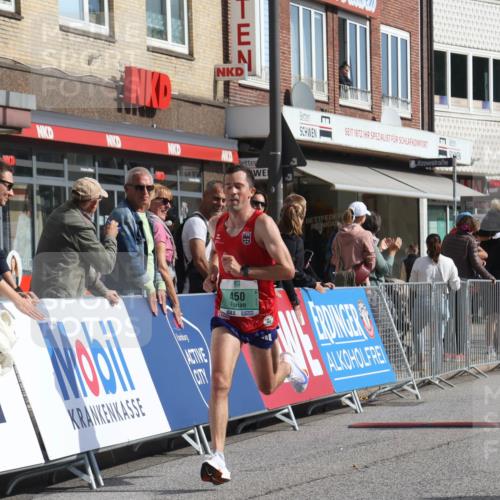15.09.2024 - PSD Bank Halbmarathon Michael Strokosch http://msf.ph/oto/7075316 15.09.2024 11:05:57 Ziel 450, 452 meine-sportfotos.de
