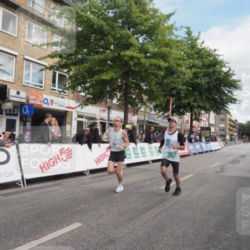 15.09.2024 - PSD Bank Halbmarathon Miley Keyser http://msf.ph/oto/7075333 15.09.2024 11:31:07 Ziel 686, 749, 754, 918, 1038, 1386, 2461, 2475, 2476 meine-sportfotos.de