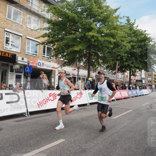 15.09.2024 - PSD Bank Halbmarathon Miley Keyser http://msf.ph/oto/7075343 15.09.2024 11:31:07 Ziel 686, 749, 754, 918, 1038, 1386, 2461, 2475, 2476 meine-sportfotos.de