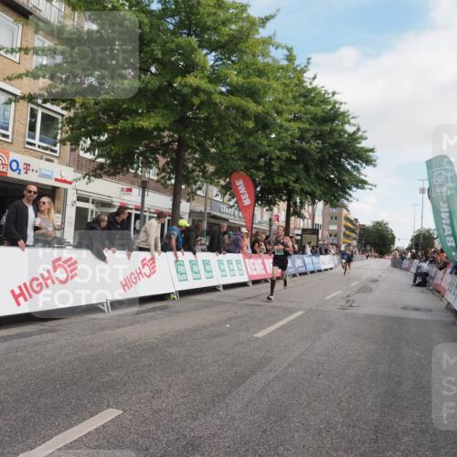 15.09.2024 - PSD Bank Halbmarathon Miley Keyser http://msf.ph/oto/7075363 15.09.2024 11:31:21 Ziel 435, 686, 1083, 2675 meine-sportfotos.de