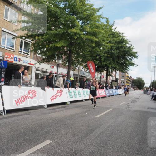15.09.2024 - PSD Bank Halbmarathon Miley Keyser http://msf.ph/oto/7075372 15.09.2024 11:31:21 Ziel 435, 686, 1083, 2675 meine-sportfotos.de