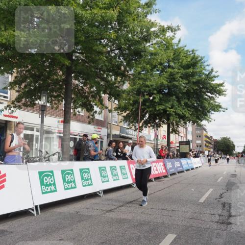 15.09.2024 - PSD Bank Halbmarathon Miley Keyser http://msf.ph/oto/7075375 15.09.2024 12:32:36 Ziel 2189, 3045, 3368 meine-sportfotos.de