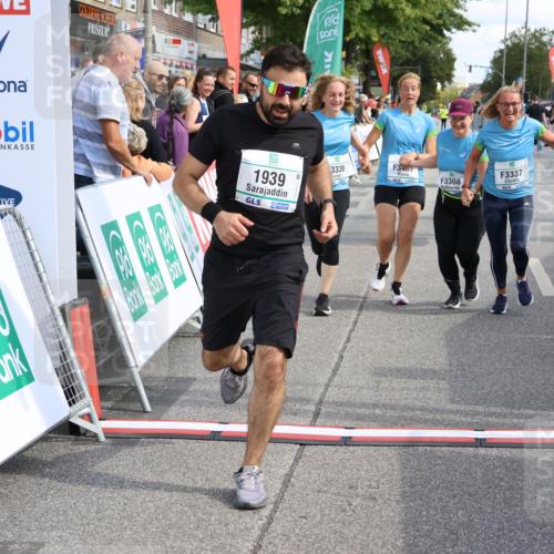 15.09.2024 - PSD Bank Halbmarathon Strokosch-Dieckow http://msf.ph/oto/7075388 15.09.2024 12:33:25 Ziel 1939, 3308, 3336, 3337, 3359, 3463 meine-sportfotos.de
