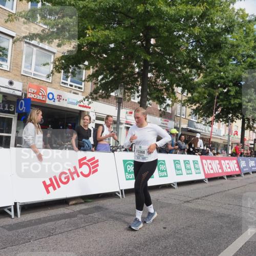 15.09.2024 - PSD Bank Halbmarathon Miley Keyser http://msf.ph/oto/7075397 15.09.2024 12:32:38 Ziel 2189, 3045, 3358, 3368 meine-sportfotos.de