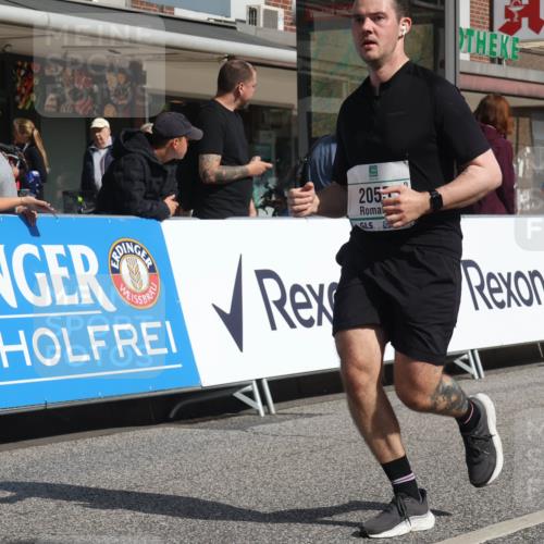 15.09.2024 - PSD Bank Halbmarathon Michael Strokosch http://msf.ph/oto/7075427 15.09.2024 12:15:43 Ziel 985, 2055, 2123, 2289, 2855, 3509 meine-sportfotos.de