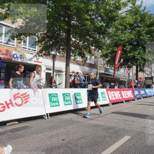 15.09.2024 - PSD Bank Halbmarathon Miley Keyser http://msf.ph/oto/7075458 15.09.2024 12:32:46 Ziel 2411, 2414, 3045, 3358, 3368 meine-sportfotos.de