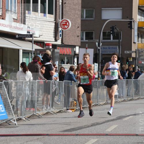 15.09.2024 - PSD Bank Halbmarathon Michael Strokosch http://msf.ph/oto/7075462 15.09.2024 11:06:42 Ziel 455, 459, 461, 471 meine-sportfotos.de