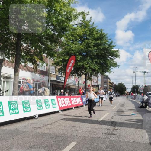 15.09.2024 - PSD Bank Halbmarathon Miley Keyser http://msf.ph/oto/7075478 15.09.2024 12:32:47 Ziel 2411, 2414, 2425, 3045, 3358, 3368 meine-sportfotos.de