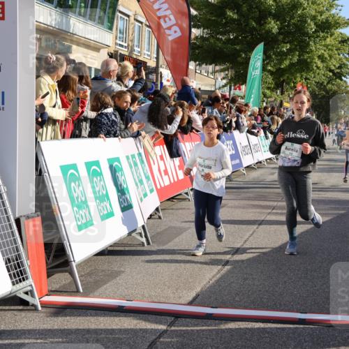 15.09.2024 - PSD Bank Halbmarathon Strokosch-Dieckow http://msf.ph/oto/7075485 15.09.2024 10:29:51 Ziel 15, 46, 60, 74, 80, 85, 111, 112, 120 meine-sportfotos.de