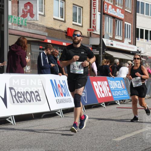 15.09.2024 - PSD Bank Halbmarathon Michael Strokosch http://msf.ph/oto/7075486 15.09.2024 12:15:50 Ziel 985, 2055, 2123, 2289, 2294, 2855, 3509 meine-sportfotos.de