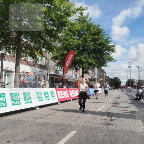 15.09.2024 - PSD Bank Halbmarathon Miley Keyser http://msf.ph/oto/7075492 15.09.2024 12:32:48 Ziel 2411, 2414, 2425, 3045, 3358, 3368 meine-sportfotos.de