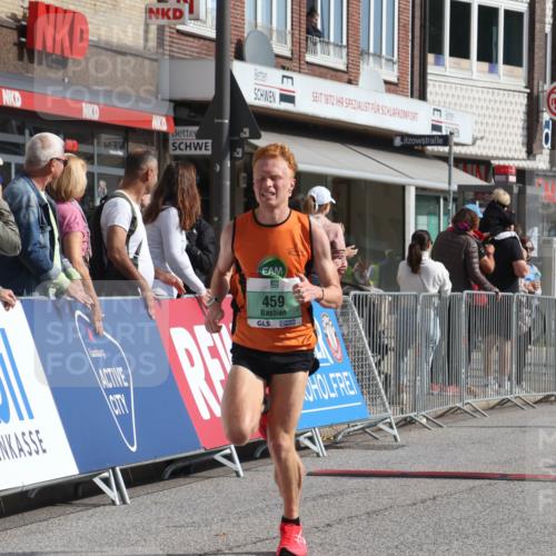 15.09.2024 - PSD Bank Halbmarathon Michael Strokosch http://msf.ph/oto/7075526 15.09.2024 11:06:47 Ziel 455, 459, 460, 461, 471, 805 meine-sportfotos.de