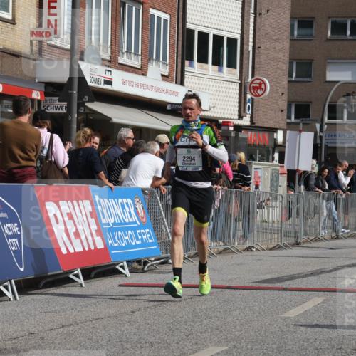 15.09.2024 - PSD Bank Halbmarathon Michael Strokosch http://msf.ph/oto/7075552 15.09.2024 12:15:55 Ziel 985, 2123, 2244, 2289, 2294, 2369, 2855, 3509 meine-sportfotos.de