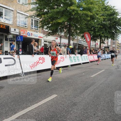 15.09.2024 - PSD Bank Halbmarathon Miley Keyser http://msf.ph/oto/7075557 15.09.2024 11:31:47 Ziel 695, 1345, 1402, 1428, 1432 meine-sportfotos.de