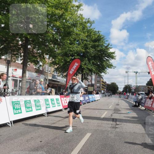 15.09.2024 - PSD Bank Halbmarathon Miley Keyser http://msf.ph/oto/7075560 15.09.2024 12:32:51 Ziel 2411, 2414, 2425, 3045, 3358, 3368 meine-sportfotos.de