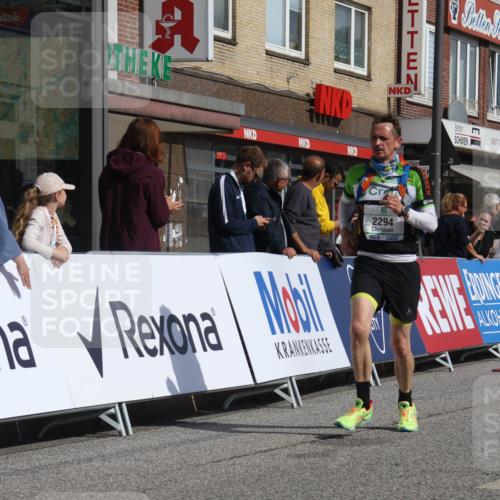 15.09.2024 - PSD Bank Halbmarathon Michael Strokosch http://msf.ph/oto/7075581 15.09.2024 12:15:56 Ziel 985, 2123, 2244, 2289, 2294, 2369, 2855 meine-sportfotos.de