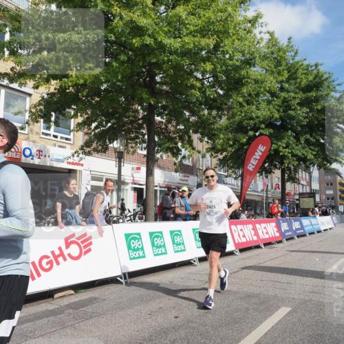 15.09.2024 - PSD Bank Halbmarathon Miley Keyser http://msf.ph/oto/7075583 15.09.2024 12:32:52 Ziel 2411, 2414, 2425, 3045, 3358, 3368 meine-sportfotos.de