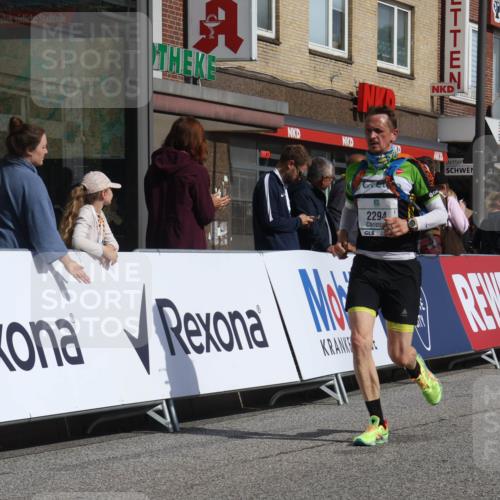 15.09.2024 - PSD Bank Halbmarathon Michael Strokosch http://msf.ph/oto/7075586 15.09.2024 12:15:57 Ziel 985, 2027, 2109, 2123, 2244, 2289, 2294, 2369, 2855 meine-sportfotos.de