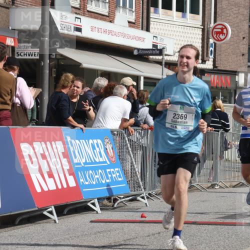 15.09.2024 - PSD Bank Halbmarathon Michael Strokosch http://msf.ph/oto/7075613 15.09.2024 12:16:00 Ziel 2027, 2109, 2123, 2244, 2289, 2294, 2369, 2855 meine-sportfotos.de