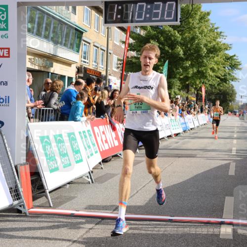 15.09.2024 - PSD Bank Halbmarathon Strokosch-Dieckow http://msf.ph/oto/7075620 15.09.2024 11:11:21 Ziel 513, 518, 523, 524, 543 meine-sportfotos.de