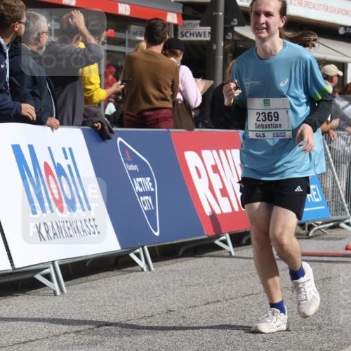 15.09.2024 - PSD Bank Halbmarathon Michael Strokosch http://msf.ph/oto/7075636 15.09.2024 12:16:01 Ziel 2027, 2109, 2123, 2244, 2289, 2294, 2369, 2855 meine-sportfotos.de