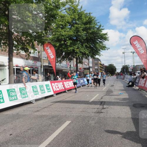 15.09.2024 - PSD Bank Halbmarathon Miley Keyser http://msf.ph/oto/7075637 15.09.2024 12:33:08 Ziel 1939, 2425, 3308, 3336, 3337, 3359, 3463 meine-sportfotos.de