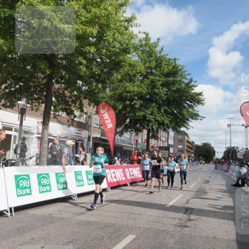 15.09.2024 - PSD Bank Halbmarathon Miley Keyser http://msf.ph/oto/7075655 15.09.2024 12:33:10 Ziel 1939, 3308, 3336, 3337, 3359, 3463 meine-sportfotos.de