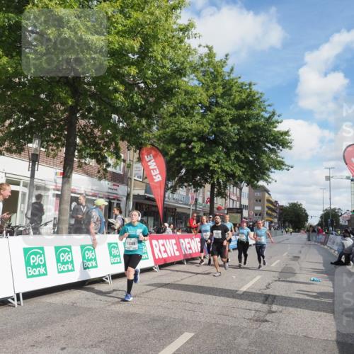 15.09.2024 - PSD Bank Halbmarathon Miley Keyser http://msf.ph/oto/7075660 15.09.2024 12:33:10 Ziel 1939, 3308, 3336, 3337, 3359, 3463 meine-sportfotos.de