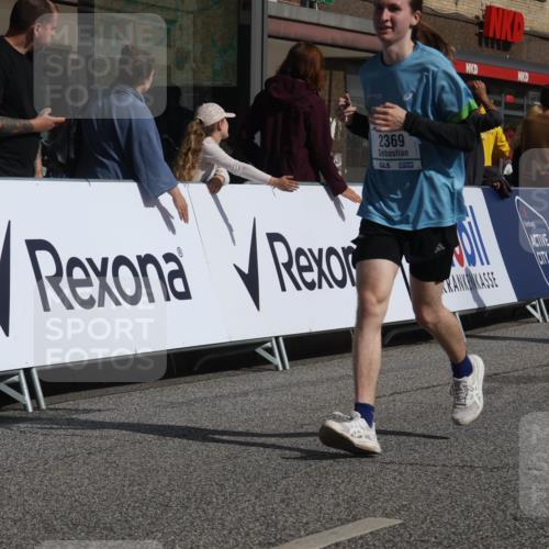 15.09.2024 - PSD Bank Halbmarathon Michael Strokosch http://msf.ph/oto/7075662 15.09.2024 12:16:02 Ziel 2027, 2109, 2244, 2289, 2294, 2369, 2855 meine-sportfotos.de