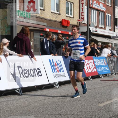 15.09.2024 - PSD Bank Halbmarathon Michael Strokosch http://msf.ph/oto/7075676 15.09.2024 12:16:03 Ziel 2027, 2109, 2244, 2289, 2294, 2369, 2855, 2859 meine-sportfotos.de