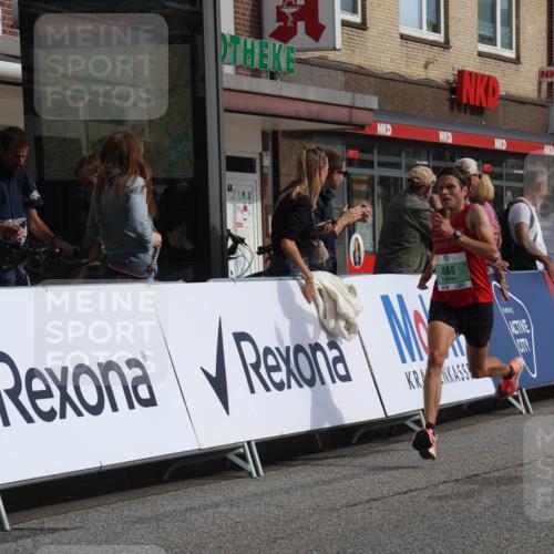 15.09.2024 - PSD Bank Halbmarathon Michael Strokosch http://msf.ph/oto/7075679 15.09.2024 11:07:01 Ziel 456, 459, 460, 465, 467, 468, 472, 805 meine-sportfotos.de