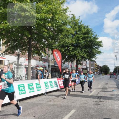 15.09.2024 - PSD Bank Halbmarathon Miley Keyser http://msf.ph/oto/7075689 15.09.2024 12:33:11 Ziel 1939, 3308, 3336, 3337, 3359, 3463 meine-sportfotos.de