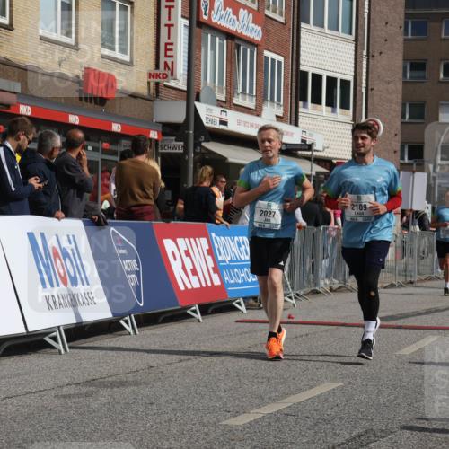 15.09.2024 - PSD Bank Halbmarathon Michael Strokosch http://msf.ph/oto/7075700 15.09.2024 12:16:05 Ziel 2027, 2109, 2244, 2294, 2369, 2859, 3081 meine-sportfotos.de