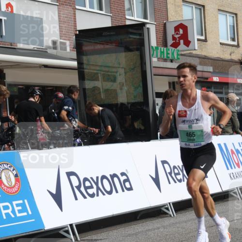 15.09.2024 - PSD Bank Halbmarathon Michael Strokosch http://msf.ph/oto/7075729 15.09.2024 11:07:06 Ziel 456, 460, 465, 467, 468, 472 meine-sportfotos.de