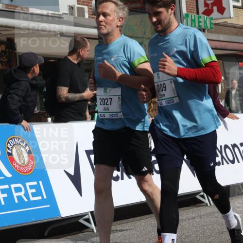 15.09.2024 - PSD Bank Halbmarathon Michael Strokosch http://msf.ph/oto/7075742 15.09.2024 12:16:07 Ziel 2027, 2109, 2244, 2294, 2369, 2859, 3081, 3165 meine-sportfotos.de